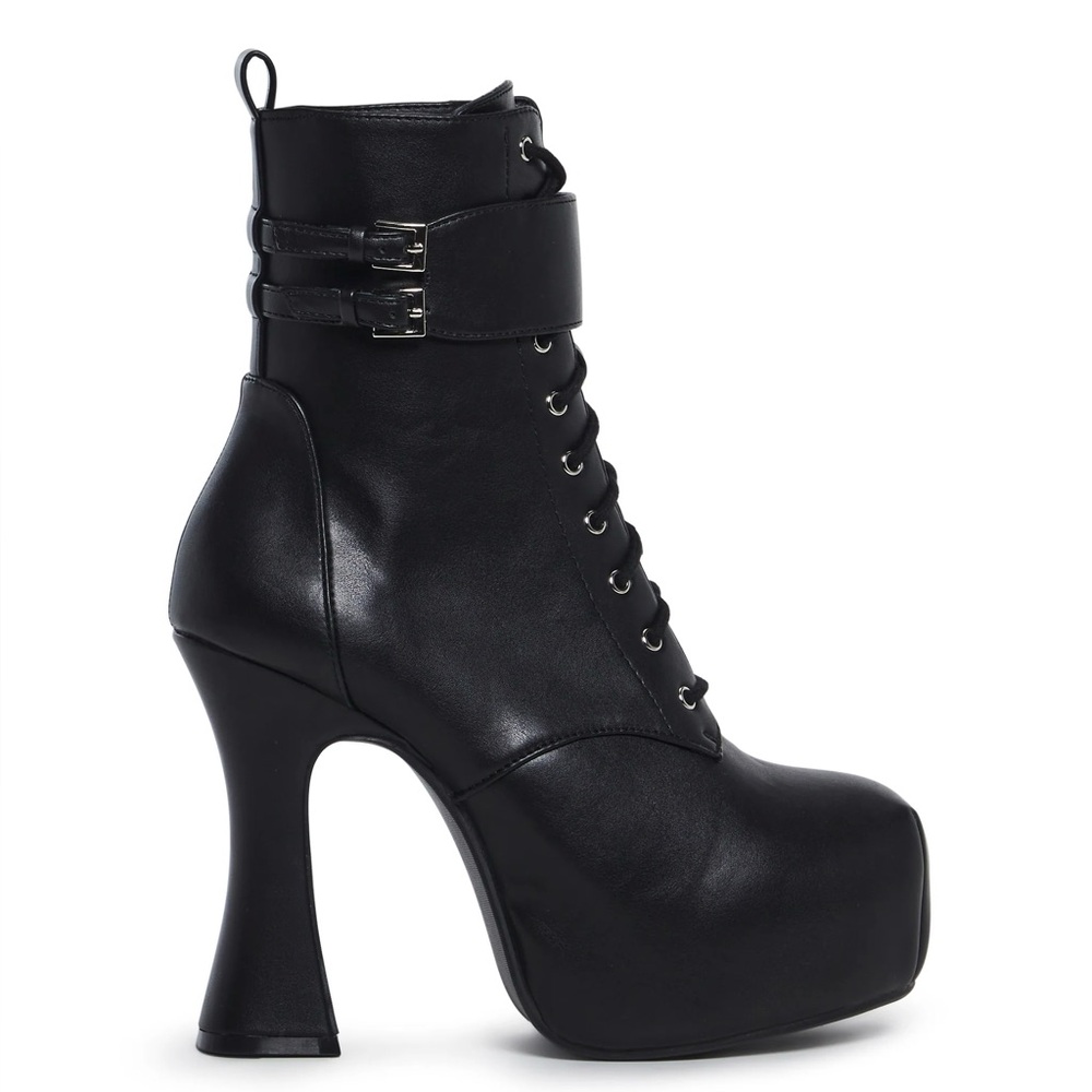 NWOT Dolls Kill "Dark Tendencies" Black Faux Leather Platform Ankle Boots Size 8